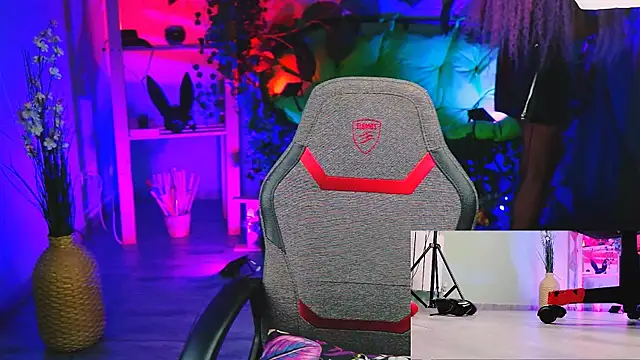 MonicaMaxwel online show from 20, 3, 2025