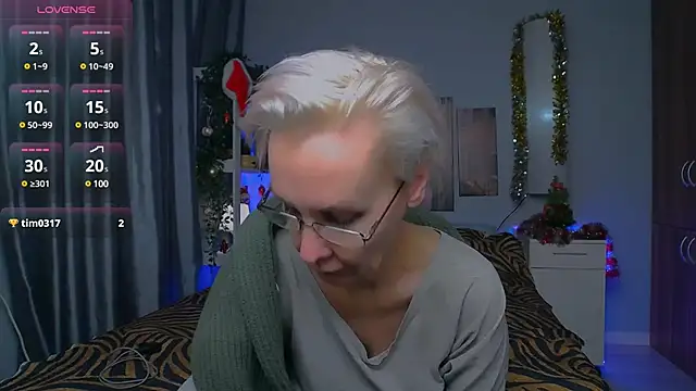 HelgaHimmell online show from 4, 1, 2025