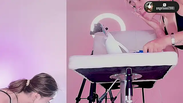 Angelst   online show from 6, 3, 2026