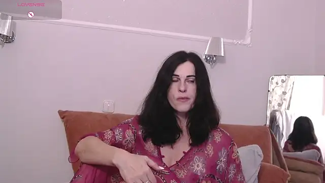 Snapshot of MonicaMelano chatting on 7, 10, 2025 MonicaMelano online show from 7, 10, 2025