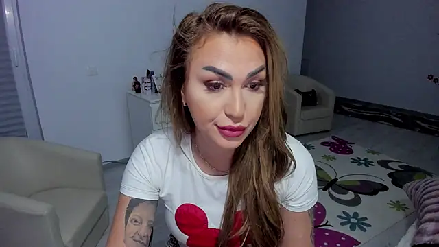 GlossyDiamondX online show from 30, 1, 2025