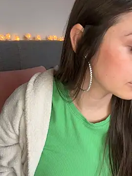 Loella-Rose online show from 23, 1, 2025