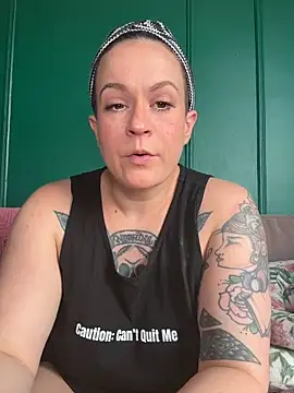 quinnmariexo online show from 4, 4, 2026