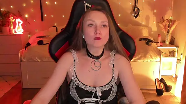 Snapshot of desperatehousewife__ chatting on 3, 3, 2025 desperatehousewife online show from 3, 3, 2025