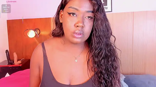 Snapshot of Aishaza1 chatting on 21, 9, 2025 Aishaza1 online show from 21, 9, 2025