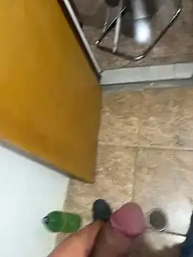 Luizcalado20 online show from 8, 3, 2025