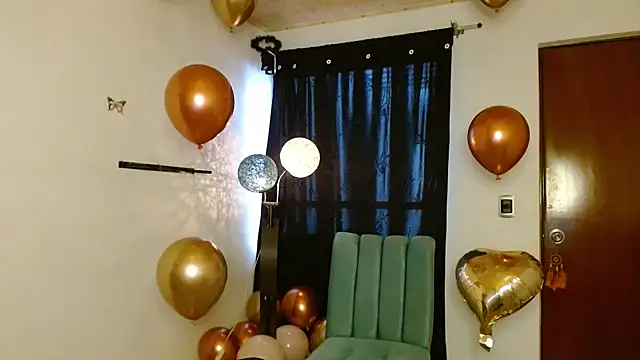 ella peck online show from 19, 9, 2025