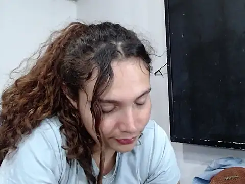 Jeessxxx01 online show from 19, 3, 2026