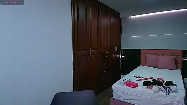 Raquel jones online show from 10, 9, 2025