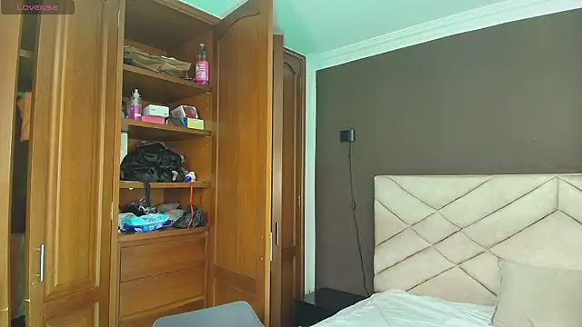 Raquel jones online show from 11, 9, 2025