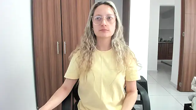 Adele johnsonn1 online show from 15, 9, 2025