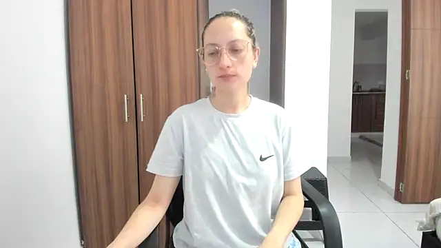 Adele johnsonn1 online show from 19, 9, 2025