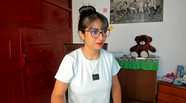 Isabellaa22 1 online show from 4, 12, 2024