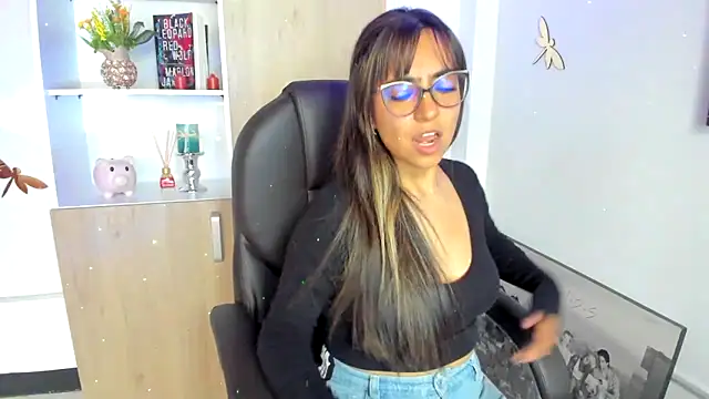 Isabellaa22 1 online show from 17, 2, 2025