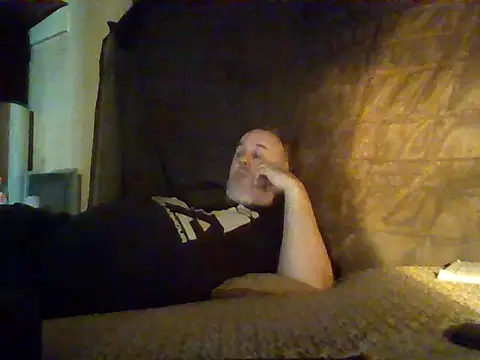 Nightshade7712 online show from 15, 9, 2025