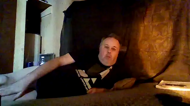 Nightshade7712 online show from 7, 11, 2025