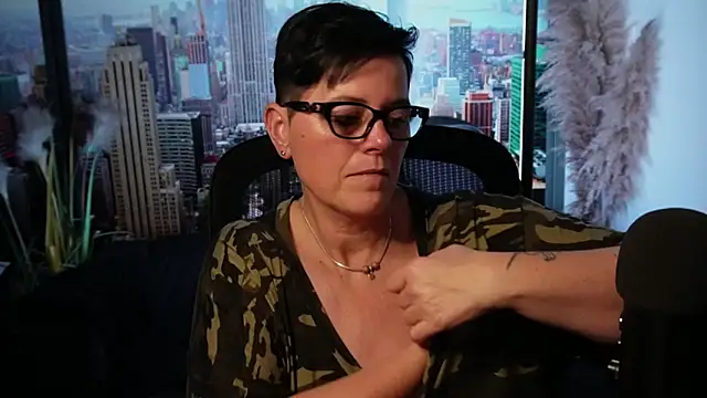 ninarandmann online show from 12, 11, 2025