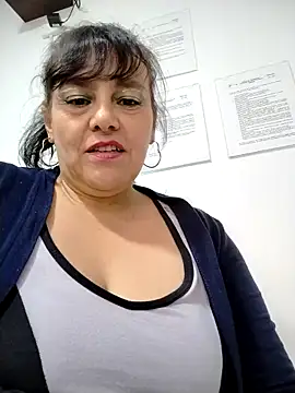 Natasha milf   online show from 15, 4, 2026