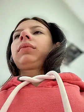 Snapshot of Bonniepark chatting on 27, 10, 2025 Bonniepark online show from 27, 10, 2025