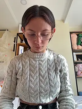 Snapshot of Bonniepark chatting on 11, 11, 2025 Bonniepark online show from 11, 11, 2025