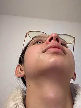 Snapshot of Bonniepark chatting on 14, 11, 2025 Bonniepark online show from 14, 11, 2025