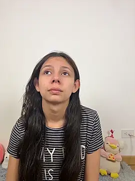 Snapshot of Bonniepark chatting on 21, 11, 2025 Bonniepark online show from 21, 11, 2025