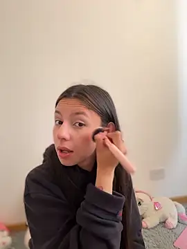 Snapshot of Bonniepark chatting on 1, 12, 2025 Bonniepark online show from 1, 12, 2025