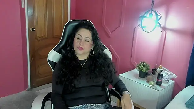 hanny milf online show from 31, 5, 2026