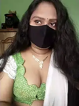 Idhika Paul online show from 18, 2, 2025