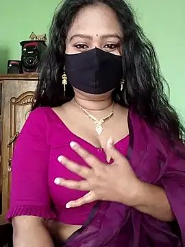 Idhika Paul online show from 9, 3, 2025