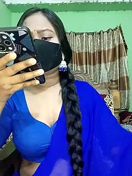 Idhika Paul online show from 14, 3, 2025