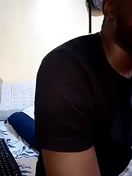 MaskedGQ online show from 20, 2, 2025