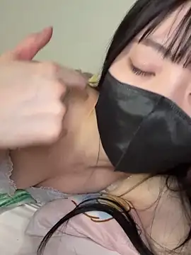 Snapshot of irohani_usagi chatting on 22, 3, 2025 irohani usagi online show from 22, 3, 2025