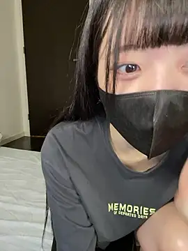 Snapshot of irohani_usagi chatting on 13, 9, 2025 irohani usagi online show from 13, 9, 2025