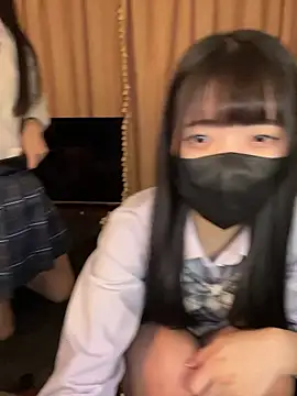 Snapshot of irohani_usagi chatting on 15, 12, 2025 irohani usagi online show from 15, 12, 2025