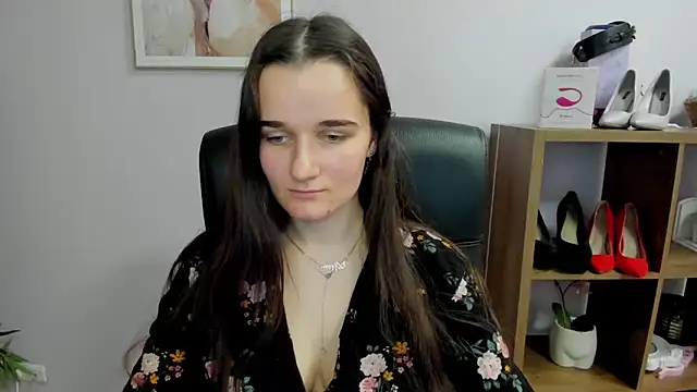 Snapshot of KateDelight chatting on 30, 11, 2025 KateDelight online show from 30, 11, 2025