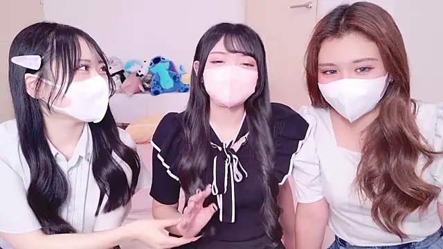 Snapshot of nathi_ko_xo chatting on 28, 9, 2025 nathi ko xo online show from 28, 9, 2025