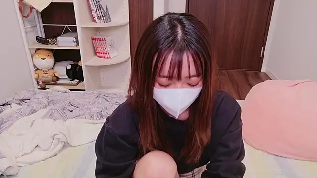 ayu yu xo online show from 10, 3, 2026