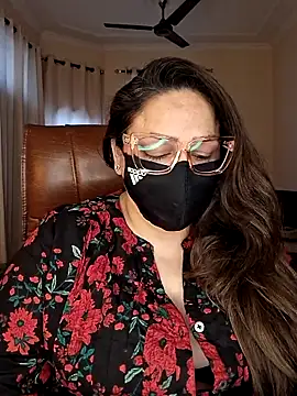 Snapshot of SEXY-Sardarni chatting on 16, 4, 2026 SEXY-Sardarni online show from 16, 4, 2026