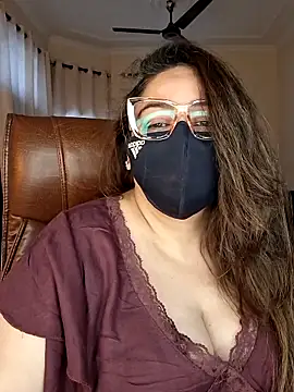 Snapshot of SEXY-Sardarni chatting on 25, 4, 2026 SEXY-Sardarni online show from 25, 4, 2026