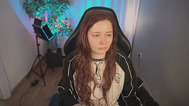 carolina elf online show from 2, 3, 2025