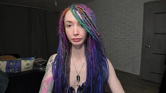 Roxy Silver online show from 17, 12, 2024