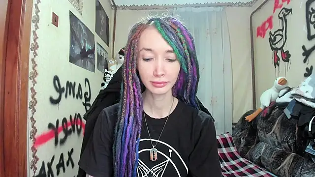 Roxy Silver online show from 19, 1, 2025