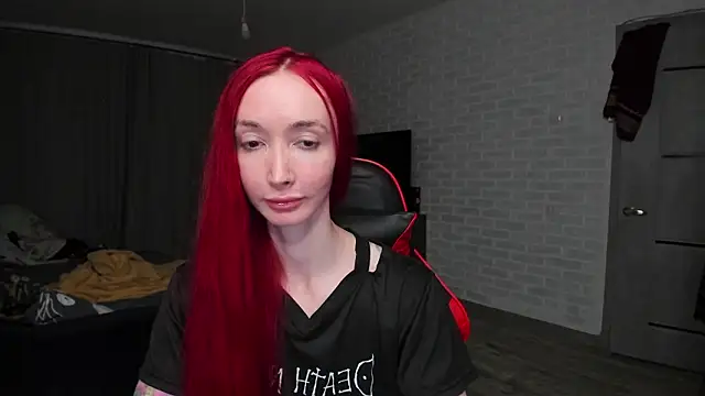 Roxy Silver online show from 8, 3, 2026