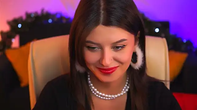 Snapshot of NicoleMun chatting on 20, 12, 2024 NicoleMun online show from 20, 12, 2024