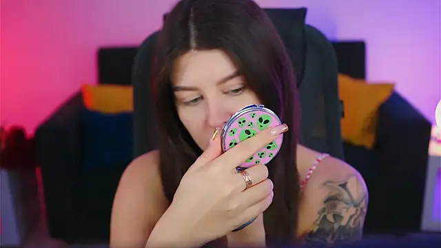 Snapshot of NicoleMun chatting on 22, 2, 2025 NicoleMun online show from 22, 2, 2025