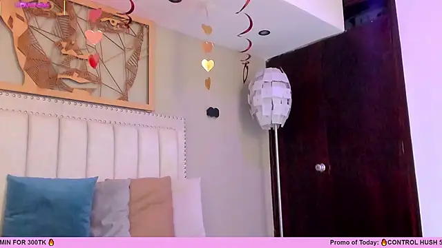  AlejaCruz  online show from 15, 2, 2025