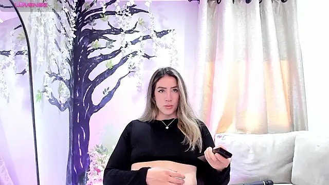  AlejaCruz  online show from 28, 2, 2026