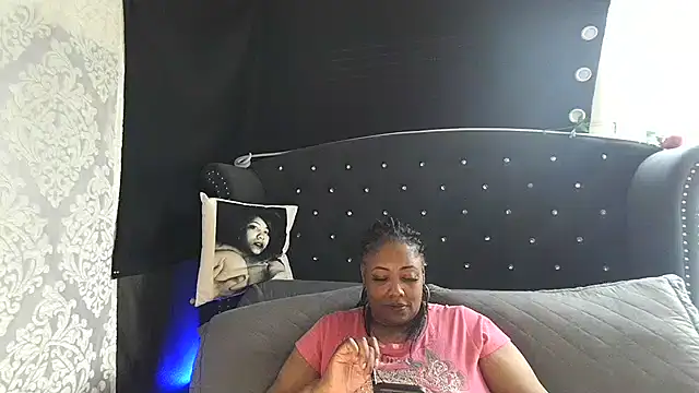 msyvette1970xh online show from 15, 1, 2025