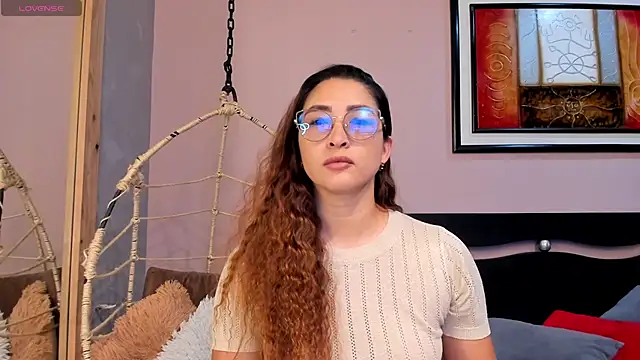  LaraMom  online show from 20, 10, 2025